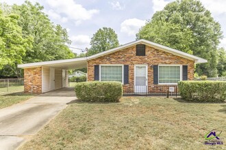 316 Oklahoma Ave in Warner Robins, GA - Building Photo - Building Photo