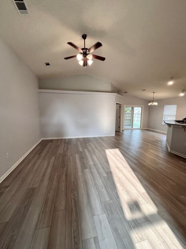7050 Jacobsview Ln in Milton, FL - Building Photo - Building Photo