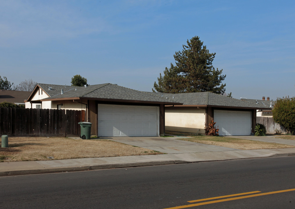 1651-1653 Moffett Rd in Ceres, CA - Building Photo