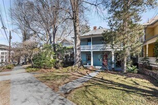 235 Elizabeth St NE in Atlanta, GA - Building Photo