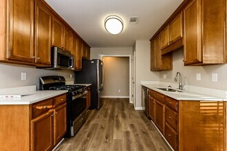 192 Revolutionary Dr in Hampton, GA - Building Photo - Building Photo