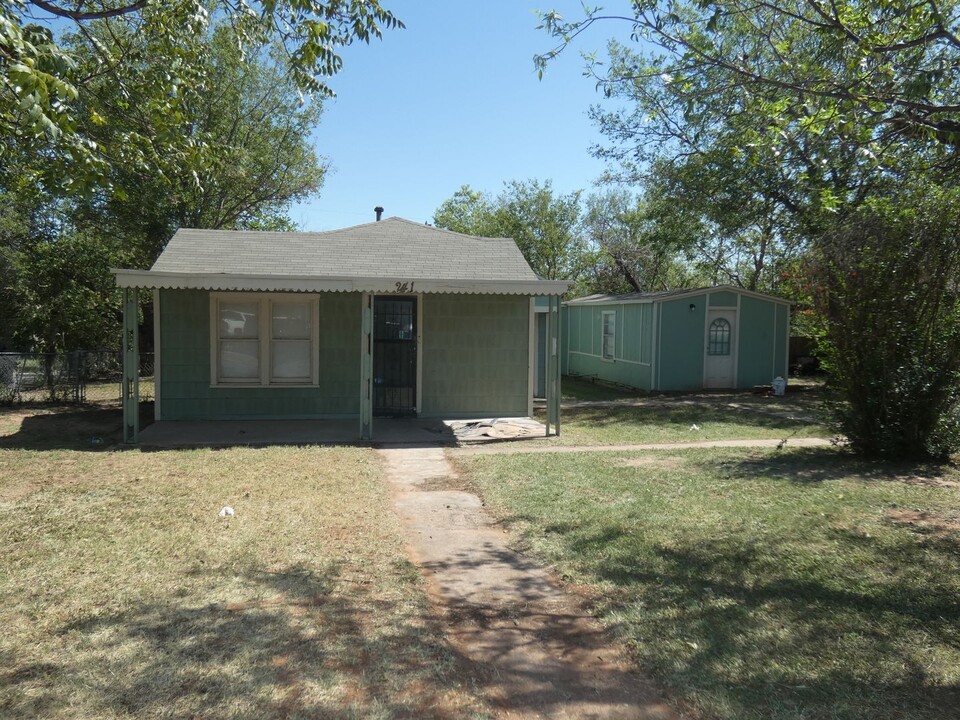 1241 Houston St in Abilene, TX - Building Photo