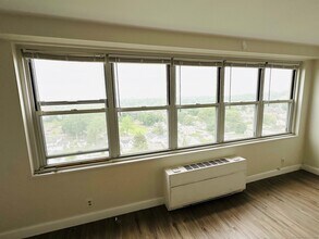 2625 Park Ave in Bridgeport, CT - Building Photo - Building Photo