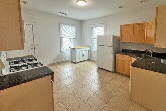 357 Prospect St, Unit 03 in Cambridge, MA - Building Photo - Building Photo