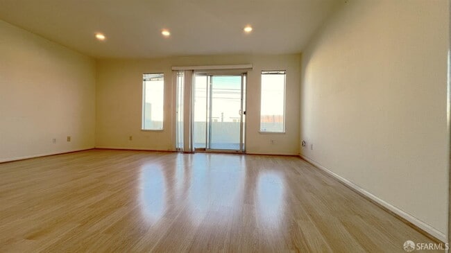 1828 Newhall St in San Francisco, CA - Building Photo - Building Photo