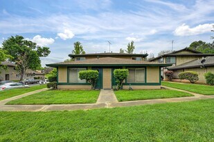 3681 Galena Dr in Auburn, CA - Building Photo