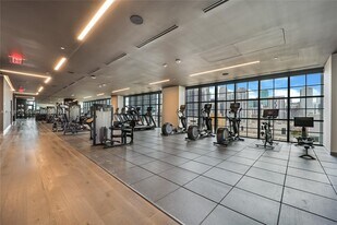 36 NE 1st St, Unit # 4714 in Miami, FL - Building Photo