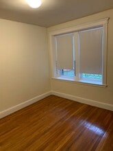 1762 Commonwealth Ave, Unit 3 in Boston, MA - Foto de edificio - Building Photo