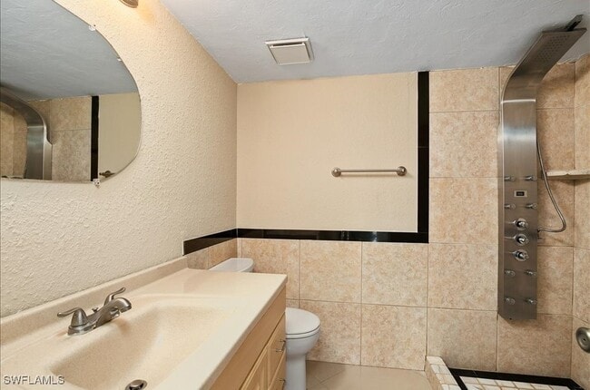 property at 4300 Gulfstream Dr