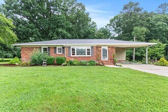 1812 Elkton St in Athens, AL - Building Photo - Building Photo