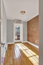 424 E 9th St in New York, NY - Building Photo - Building Photo