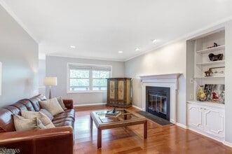 21 Heritage Dr in Chatham Township, NJ - Building Photo - Building Photo