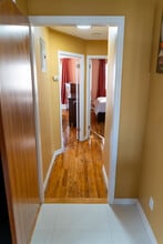 1042 E 93rd St, Unit 1042 2nd Fl in Brooklyn, NY - Building Photo - Building Photo