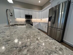 3230 Plum Tree Ln in New Haven, IN - Building Photo - Building Photo