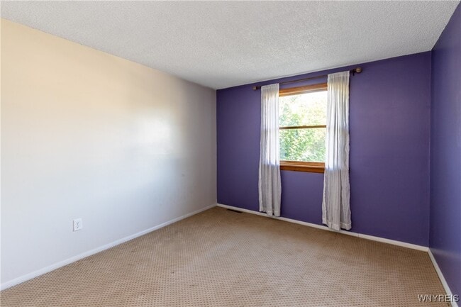 property at 39 Vermont Pl