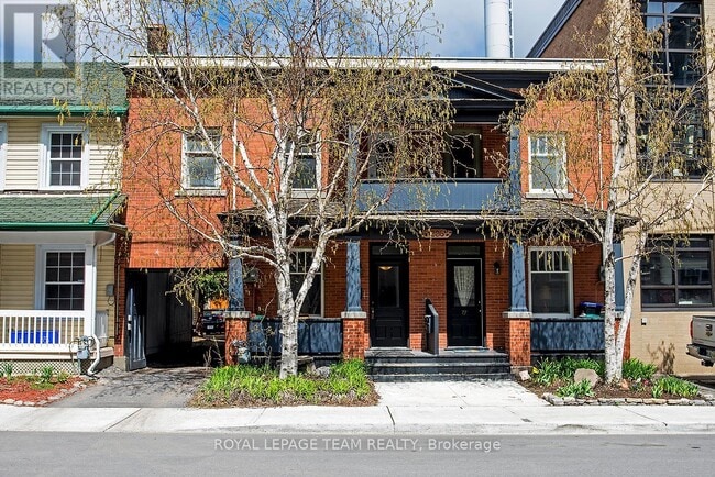 property at 75 Cathcart St