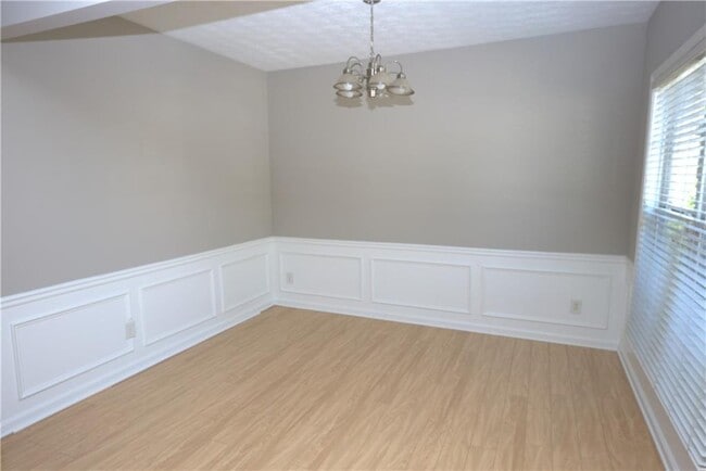 483 Marsh Lake Rd SE in Lawrenceville, GA - Building Photo - Building Photo