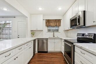 1415 Homer St in Metairie, LA - Building Photo - Building Photo