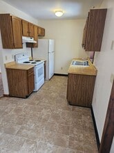 6 Purdy St, Unit apt 201 in Bath, NY - Foto de edificio - Building Photo