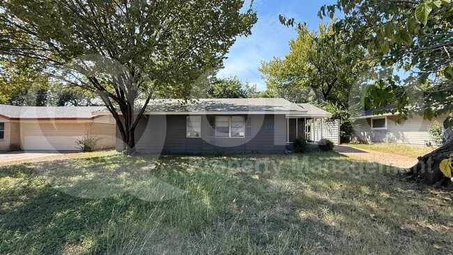 property at 910 S Mills Dr