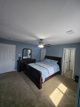 10000 Nanak Dr in Sugar Land, TX - Building Photo - Building Photo