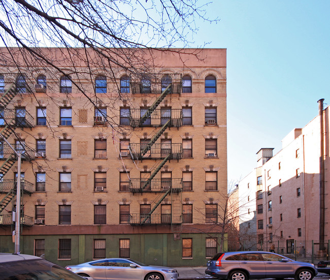 340-342 E 105th St in New York, NY - Building Photo - Building Photo