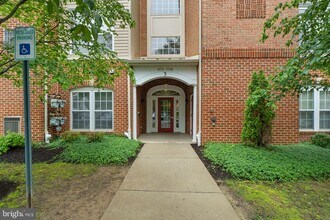 9712 Ashlyn Cir in Owings Mills, MD - Building Photo - Building Photo
