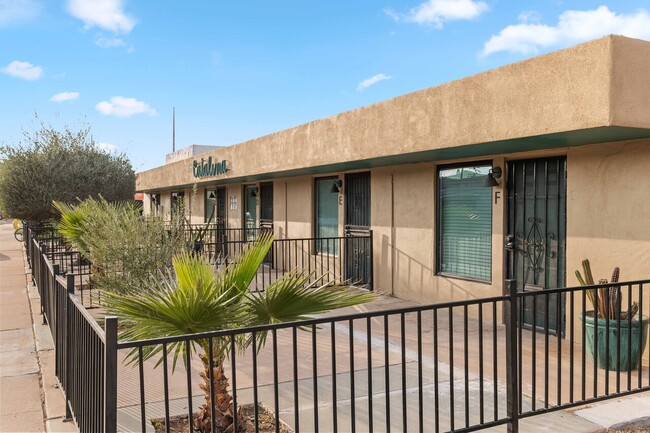 1606 E Catalina Dr-Unit -E in Phoenix, AZ - Foto de edificio - Building Photo