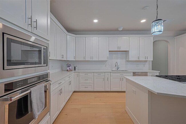 14238 Flower Creek Ln in Houston, TX - Building Photo - Building Photo