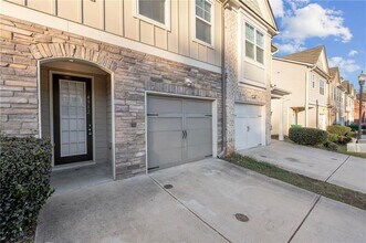 4912 Longview Walk in Decatur, GA - Building Photo - Building Photo