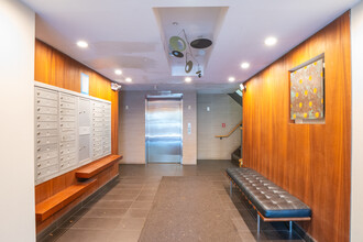 Davenport Apartments in Cambridge, MA - Building Photo - Lobby