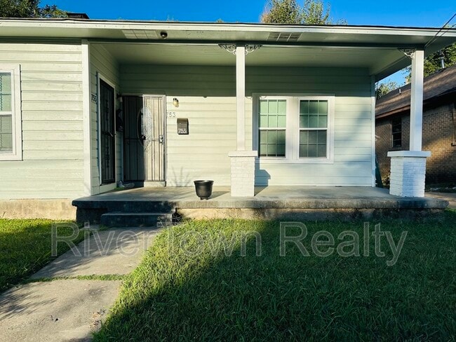 property at 755 Baltimore St