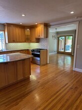 712 W Knickerbocker Dr in Sunnyvale, CA - Building Photo - Building Photo