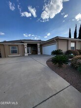 6354 Franklin View Dr in El Paso, TX - Building Photo - Building Photo