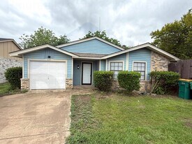 439 Jones St in Cedar Hill, TX - Building Photo