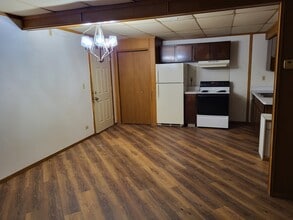 105 E Oak St in Boscobel, WI - Building Photo - Building Photo