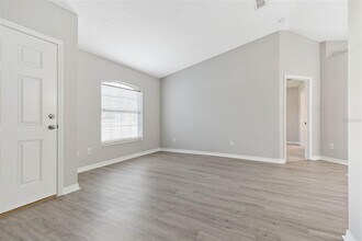 9 Red Barn Dr in Palm Coast, FL - Building Photo - Building Photo