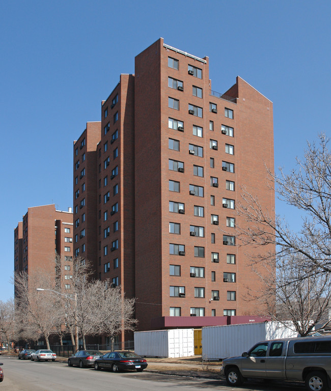 Fifth Avenue Hi-Rise in Minneapolis, MN - Building Photo - Building Photo