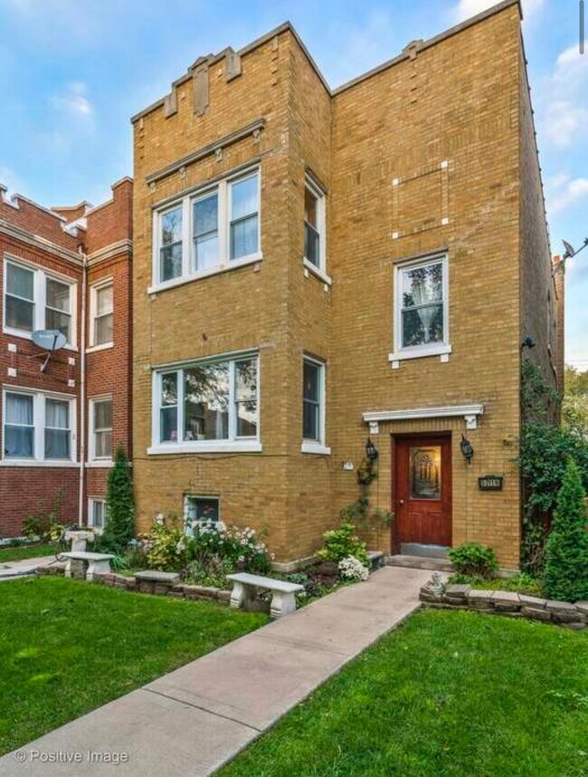 5011 N Lawndale Ave, Unit 2