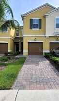9120 Tecumseh Dr in Alafaya, FL - Building Photo