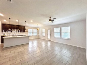 12002 Benetto Aly in San Antonio, TX - Building Photo - Building Photo