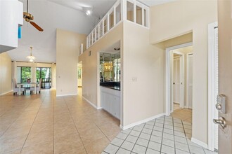 2816 Countrybrook Dr-Unit -25 in Palm Harbor, FL - Foto de edificio - Building Photo