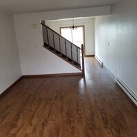 1519 W Veterans Pkwy - 6