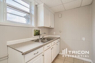 455 Huntington Dr in Alpharetta, GA - Building Photo - Building Photo