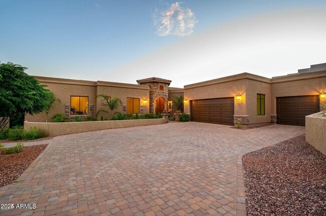 16569 E Trevino Dr in Fountain Hills, AZ - Building Photo - Building Photo
