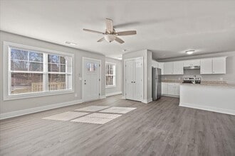 3545 Catalina Dr in Cumming, GA - Building Photo - Building Photo