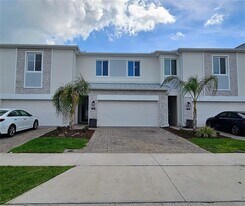 161 Nine Iron Dr in Davenport, FL - Building Photo
