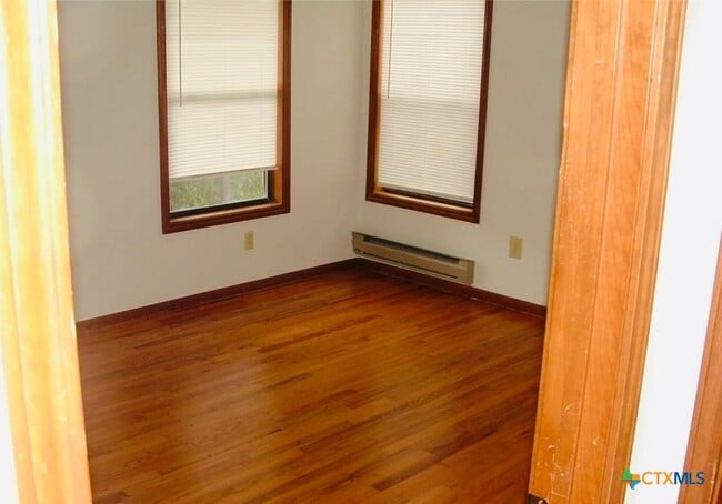 property at 526 Burleson St