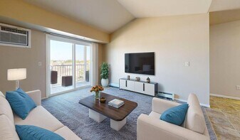 Lincoln Meadows in Dickinson, ND - Building Photo