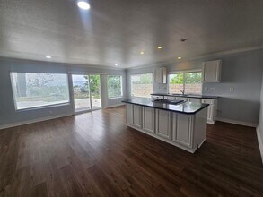 410 Vista Del Norte in Walnut, CA - Building Photo - Building Photo
